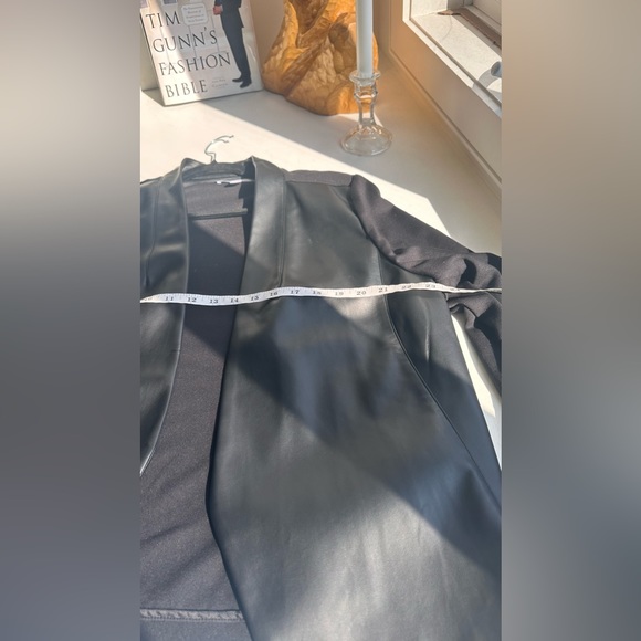 Leather cardigan/Blazer us16 - Picture 2 of 16